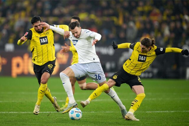 Emre Can und Marcel Sabitzer im Zweikampf.