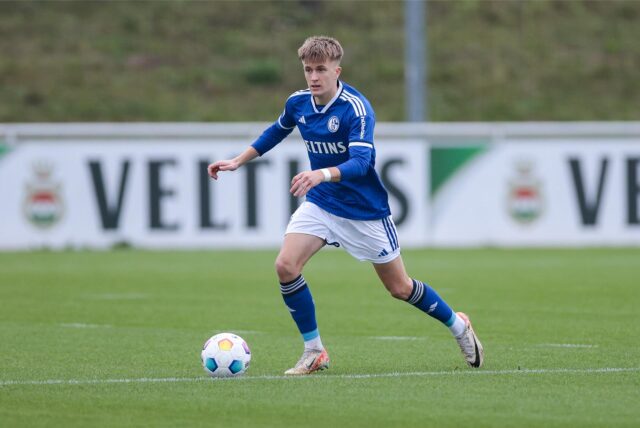 16.11.2023, Fussball, Saison 2023/2024, 2. Bundesliga, Testspiel FC Schalke 04 – Patro Eisden Maasmechelen, Paul Pöpperl (FC Schalke 04),