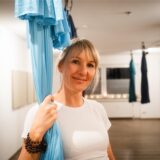 Aerial Yoga-Lehrerin