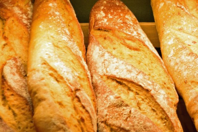 An Heiligabend gibt es noch vielerorts Brot und Brötchen in Haltern.  An den Weihnachtstagen haben fast alle Bäckereien in Haltern geschlossen.