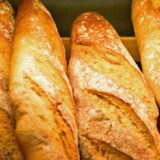 An Heiligabend gibt es noch vielerorts Brot und Brötchen in Haltern.  An den Weihnachtstagen haben fast alle Bäckereien in Haltern geschlossen.