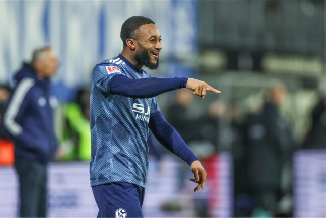 20.12.2024, Fussball, Saison 2024/2025, 2. Bundesliga, 17. Spieltag, SV Elversberg – FC Schalke 04, Moussa Sylla (FC Schalke 04) jubelt nach seinem Tor zum 1 zu 2.