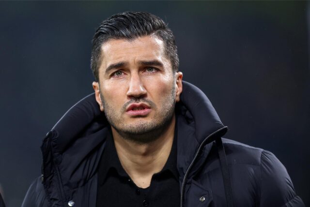 Nuri Sahin schaut nach vorne.