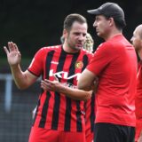 In Oer-Erkenschwick besitzt Stefan „Ö“ Oerterer (l.), hier mit seinem langjährigen Trainer Magnus Niemöller, bereits jetzt Legendenstatus – aber mit wem hat er am liebsten zusammengespielt?