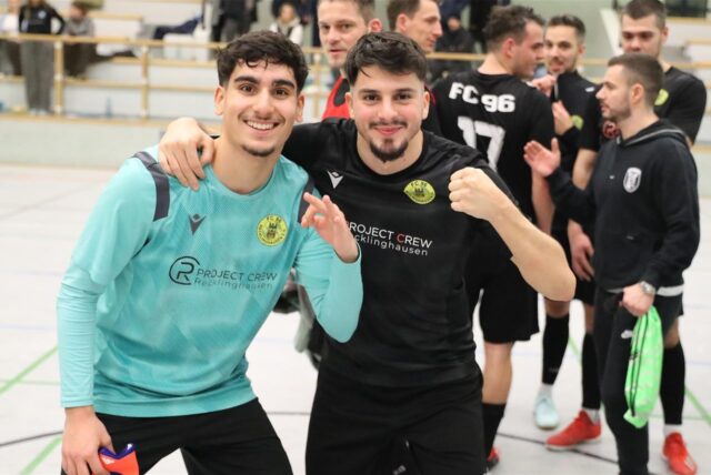 Mert Ünsal (l.) und Okan Saritas