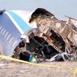 Das Wrack der Embraer 190.