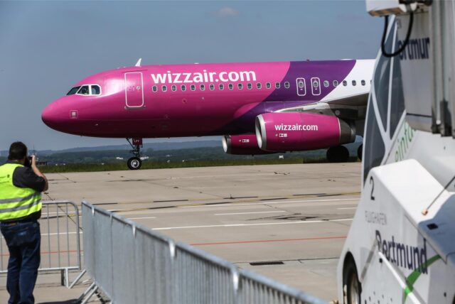 Auf Wizz Air ruhen weiterhin viele Hoffnungen: Die Airline ist der Platzhirsch am Dortmund Airport hat 2023 rund 1,9 der 2,93 Mio. Passagiere transportiert.