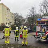 Die Kräfte der Freiwilligen Feuerwehr Waltrop löschten am Montagnachmittag den Brand in einem Keller in Waltrop.