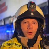 Jesper Nickel leitete den Einsatz der Feuerwehr am Münsterplatz in der Silvesternacht.