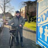 Axel Wolters mit seinem Fahrrad
