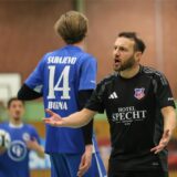 Dimitrios Kalpakidis breitet die Arme aus