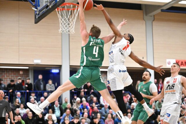 Gabriel Jung blockt Tim Müller