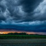 Sturmtief mit dicken Wolken