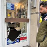 Diebe haben sich gewaltvoll Zugang zu Sulaiman Zoris Handyshop in Dorsten verschafft.