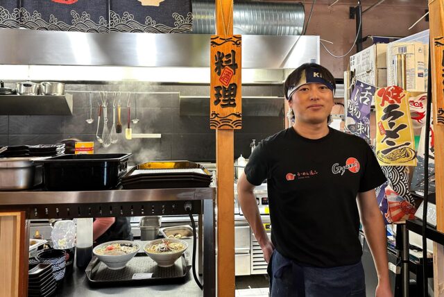 Koch bei Ramen Ippin in Dortmund.