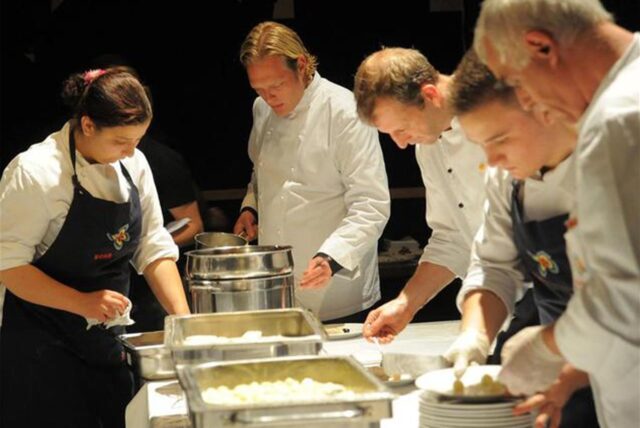 Koch Björn Freitag im Dorstener Sterne-Restaurant Goldener Anker