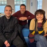 Im Podcast Episode 124 sind unter anderem zu hören: Nora Varga, Host Tobias Weckenbrock (M.) und Tewe Schefer.