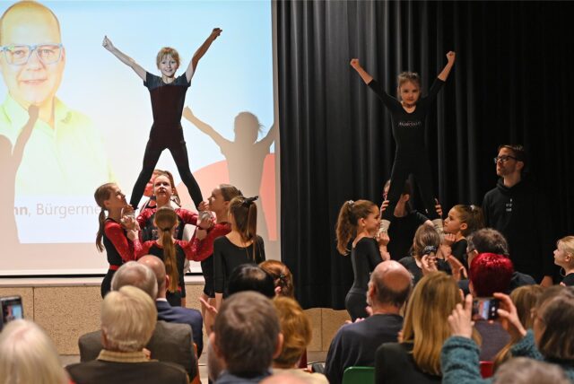 Die Cheerleader des BSV Wulfen sorgten beim Neujahrsempfang der Dorstener SPD für einen stimmungsvollen Auftritt.