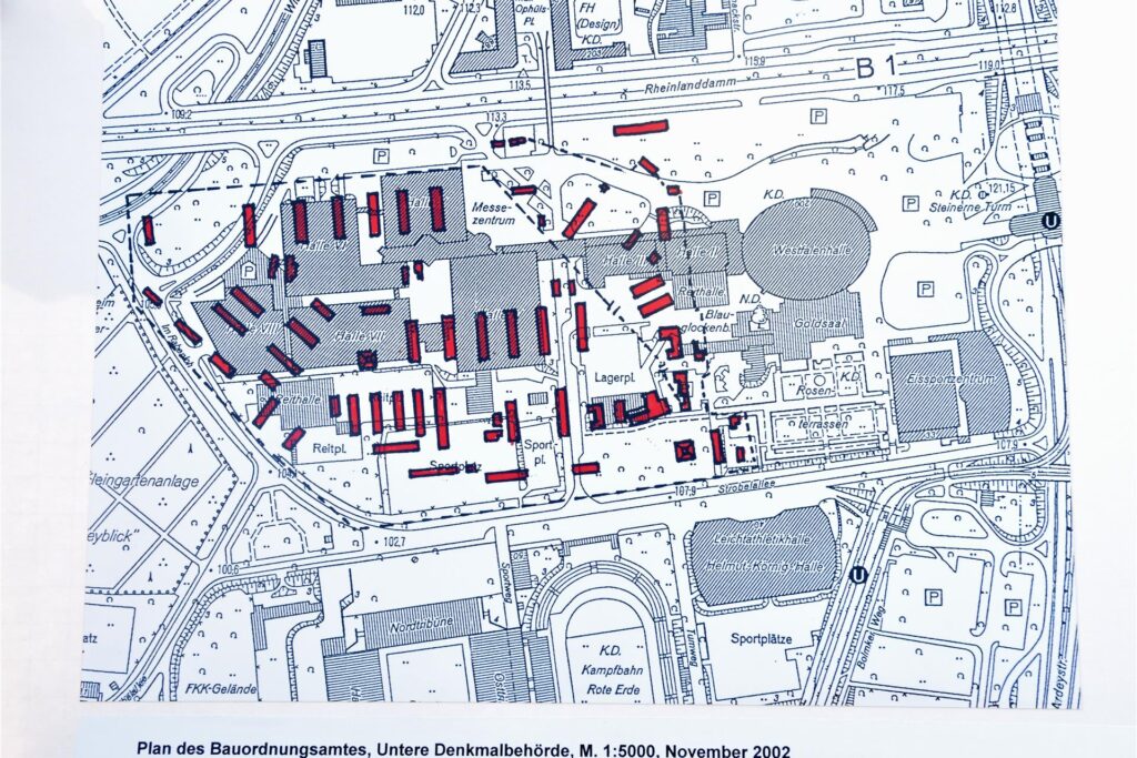 Die roten Kästchen auf dem Bebauungsplan des Areals um die Westfalenhalle stellen die Barackenstandorte dar. Die roten Kästchen auf dem Bebauungsplan des Areals um die Westfalenhalle stellen die Barackenstandorte dar.