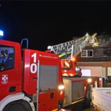 Bei einem Wohnungsbrand an der Ellerbruchstraße in Dorsten setzte die Feuerwehr eine Drehleiter ein.