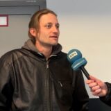 Am Dortmunder Flughafen haben wir die Passagiere gefragt, was sie von dem Vorschlag eines Alkohol-Limits an Flughäfen halten.
