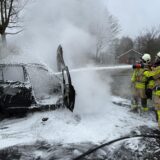 Die Dorstener Feuerwehr löschte ein brennendes Auto auf der A31.