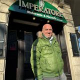 Der Gastronom Nunzio Lo Iacono vor seinem neuen Restaurant „Imperatore“ im Dortmunder Kaiserviertel.
