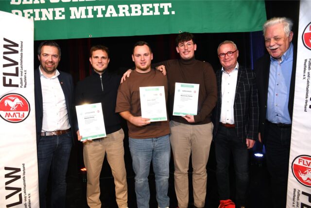 Fußball- und Leichtathletikkreis 27 Recklinghausen, 17. Januar 2025, Ehrenamtsfest in der Stadthalle Datteln.Die Preisträger für Junges Ehrenamt.