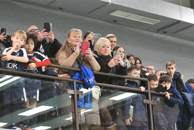 Die Sporthalle der Willy-Brandt-Gesamtschule war zur Hallenstadtmeisterschaft der Junioren bestens besucht.
