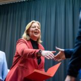 Bärbel Bas zeichnete Ehrenamtliche aus und hielt eine Laudatio auf deren Engagement.