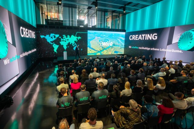 Kurz vor der Verkündung des Stellenabbaus eröffnete Wilo-Chef Oliver Hermes noch den Networking-Cube.