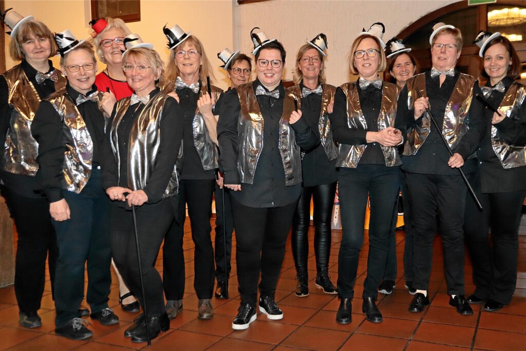 Die kostümierten Frauen der KFD St. Paulus Die kostümierten Frauen der KFD St. Paulus