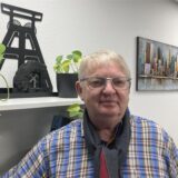 Immobilienmakler Ralf Pietzsch in seiner Geschäftsstelle an der Bergstraße.