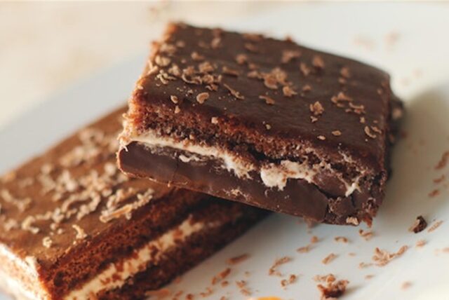 Eine Mutter aus Witten hat in ihrer Wohnung mit Cannabis versetzte Brownies liegen gelassen – ein Kleinkind vergiftete sich. Jetzt wurde die Frau verurteilt. (Symbolbild)