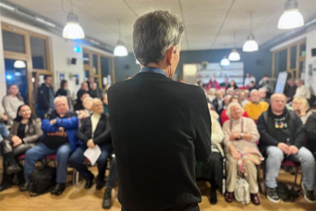 Rolf Mützenich (SPD) will sich für eine Grundgesetzänderung einsetzen, um die Schuldenbremse zu reformieren.