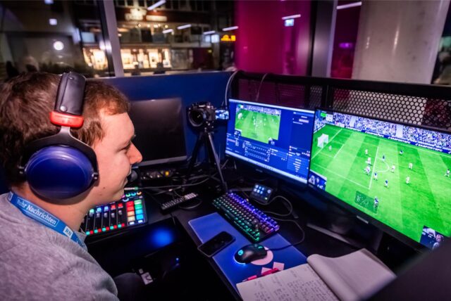Der Fußball- und Leichtathletikverband Westfalen (FLVW) führt eine neue Liga ein: Auf der Playstation wird in der Fußballsimulation EA SPORTS FC 25 der eWestfalenmeister ermittelt.