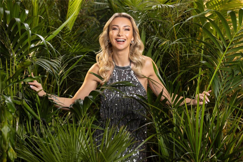 Dschungelcamp 2025: IBES-Teilnehmerin Anna-Carina Woitschack im Bild.