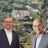 Markus Funk und Josef Hadick vor einem Luftbild