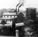 Ein historische Ansichtskarte aus dem Jahr 1900 zeigt das erste Betriebsgelände der Hertener Stadtwerke.