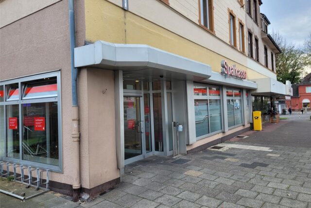 Die Sparkassenfiliale in Oer-Erkenschwick. (Archivbild)
