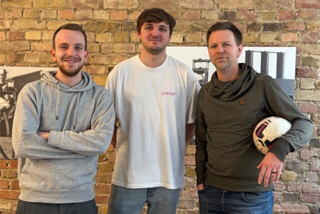 PottCAS #128 mit den Studio-Gästen Tewe Schefer und Lars Biermann (vl.) sowie Podcast-Host Tobias Weckenbrock.