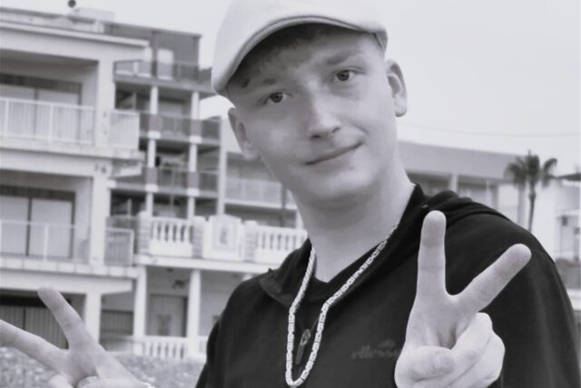 In der Halloweennacht verunglückte David (21) mit drei weiteren Insassen bei einem Verkehrsunfall in Dortmund.