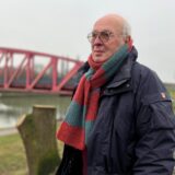 Peter Ambos, der im Schloss Bladenhorst unweit der Kanalbrücke wohnt, fragt nach den Baumfällungen: War das wirklich nötig?