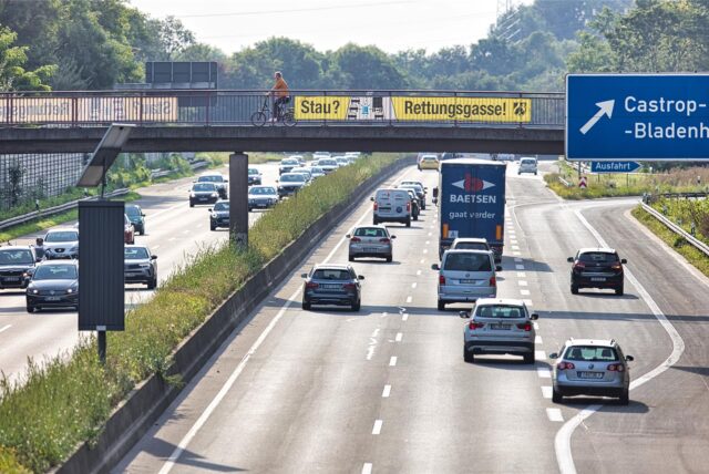 Die Autobahn 42 auf Höhe der Anschlussstelle Bladenhorst.