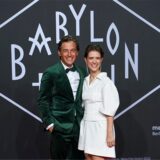 Die Schauspieler und Hauptdarsteller Volker Bruch und Liv Lisa Fries kommen zur Weltpremiere der neuen Staffel der TV-Serie Babylon Berlin in den Delphi Filmpalast.