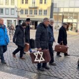 Um an die Opfer des Nationalsozialismus zu gedenken, fand am 27. Januar ein Koffermarsch in Dorsten statt.