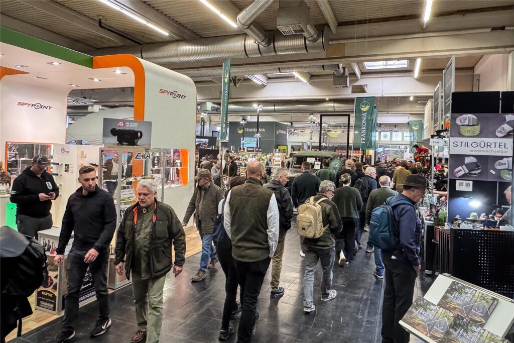 Europas größte Jagdmesse "Jagd und Hund" findet aktuell in den Westfalenhallen statt. Unser Foto-Reporter hat sich am ersten Besucher-Tag dort umgesehen.