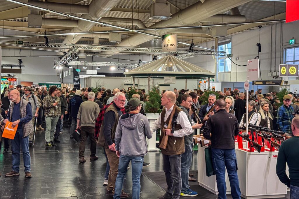 Europas größte Jagdmesse "Jagd und Hund" findet aktuell in den Westfalenhallen statt. Unser Foto-Reporter hat sich am ersten Besucher-Tag dort umgesehen.