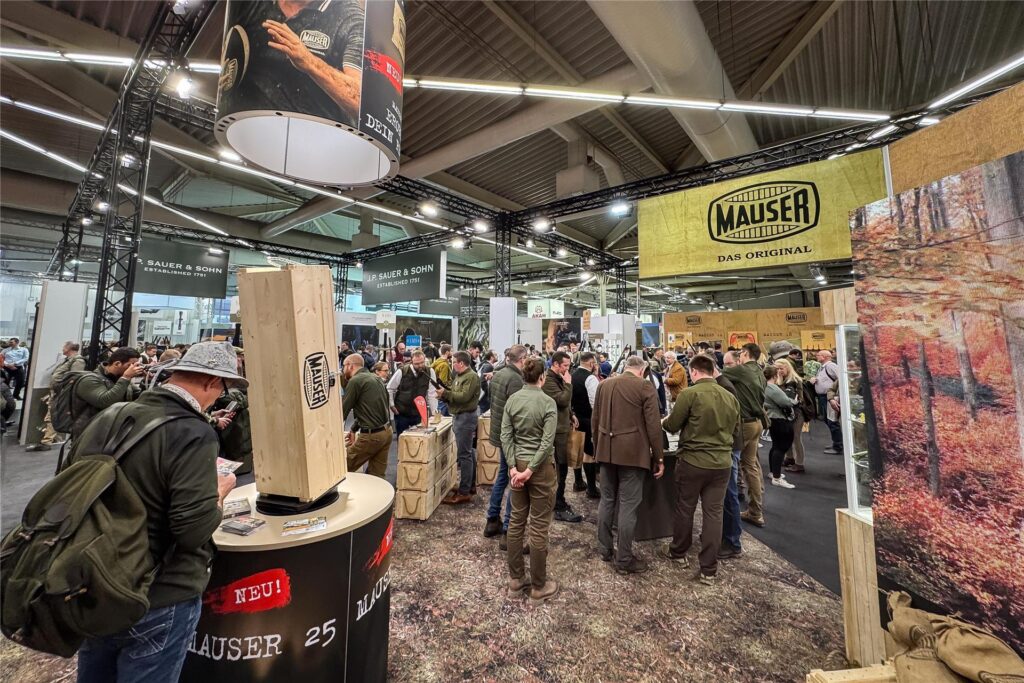Europas größte Jagdmesse "Jagd und Hund" findet aktuell in den Westfalenhallen statt. Unser Foto-Reporter hat sich am ersten Besucher-Tag dort umgesehen.