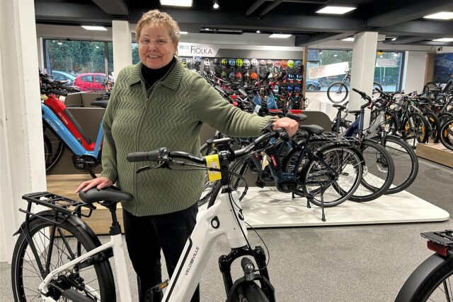 Petra Ladener im Fahrradgeschäft Fiolka in Datteln
